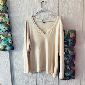 Cream V-Neck Cashmere Sweater